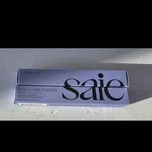 Lot Of 5 Saie Really Great Gloss In FRESH